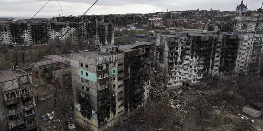 Маріуполь, зруйновані будинки в Маріуполі,