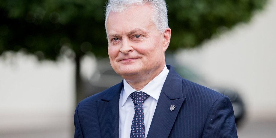 Науседа призвал передать Украине истребители