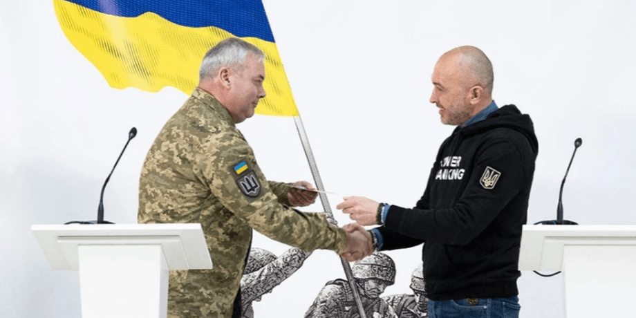 генерал наев