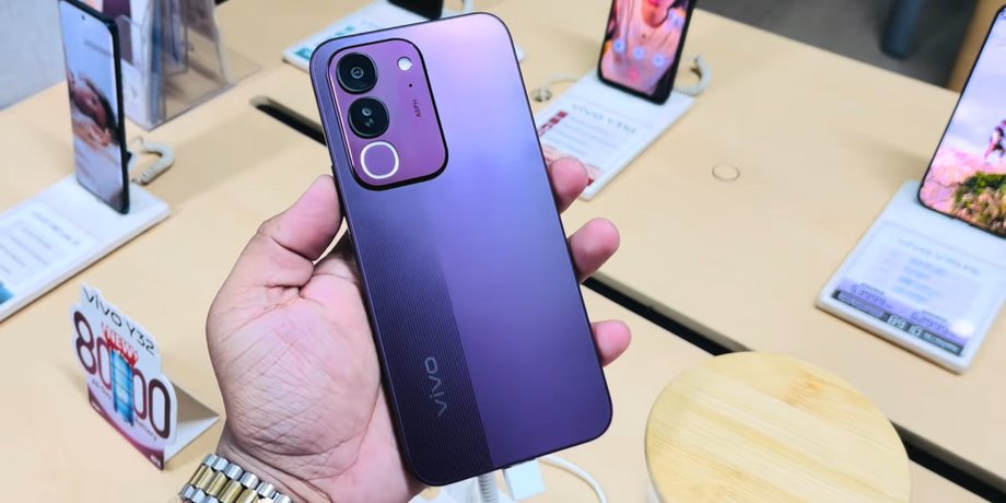 Смартфон Vivo Y32