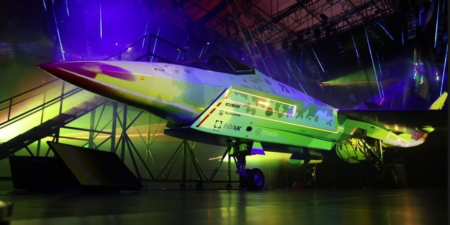 винищувач Су-75