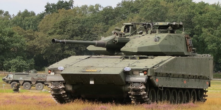 CV90