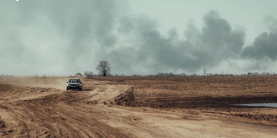 Эвакуация населения Прилуки ракетный удар обстрел ВС РФ пожары