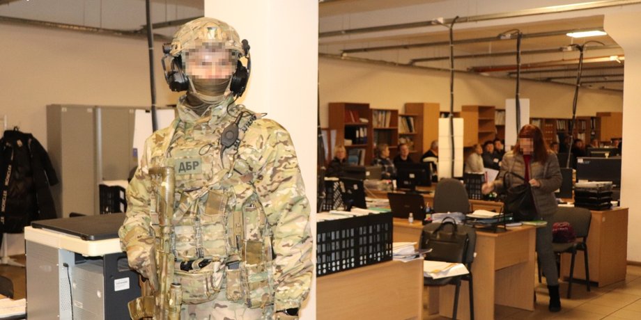 ГБР спецназ обыски Госбюро расследований оперативники