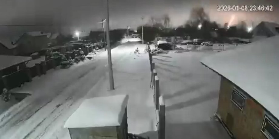 момент удару боєголовки ракети, ймовірно, Орешник ЗС РФ