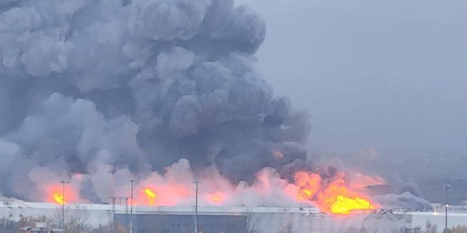 Атака на Санкт-Петербург — горить Ozon — що ще потрапило під удар