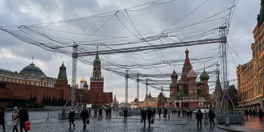 фото антидроновий сіток у Москві перед 9 травня 2026 року