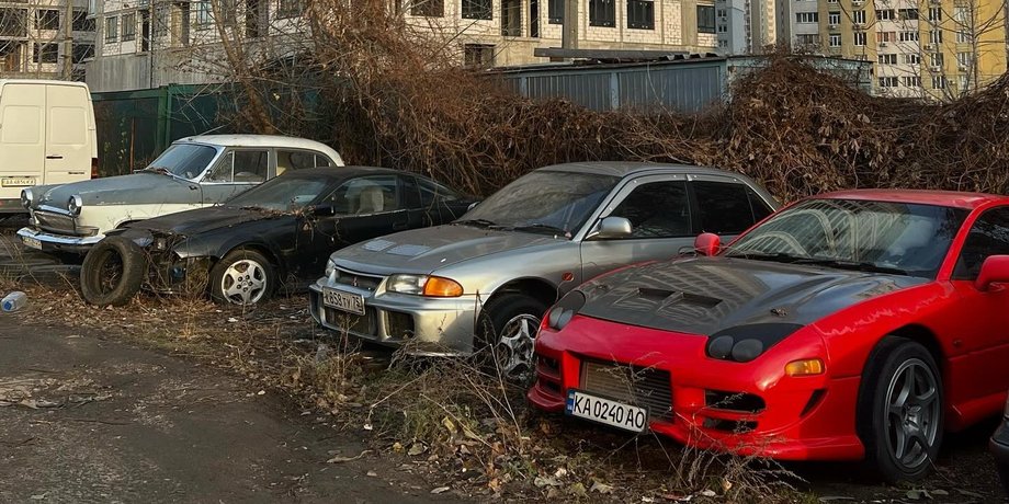 Старые Mitsubishi, кладбище авто, заброшенные авто, спорткар Mitsubishi