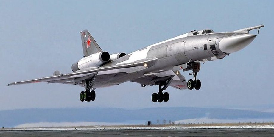 самолет Ту-95
