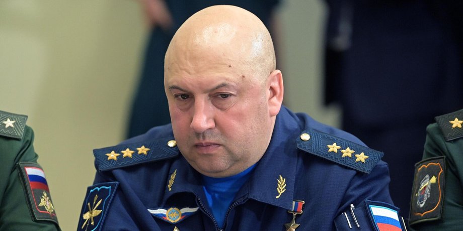 Генерал Суровикин
