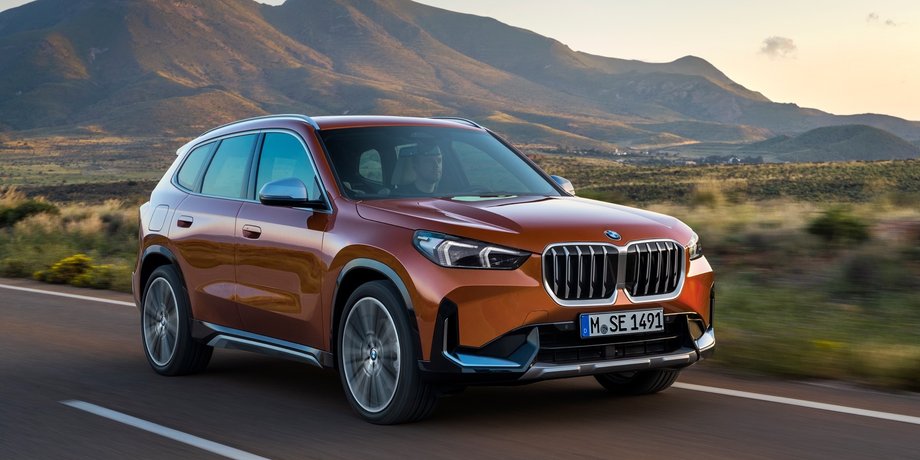 BMW X1 2023, BMW X1, новый BMW X1, кроссовер BMW, BMW iX1, электромобиль BMW X1