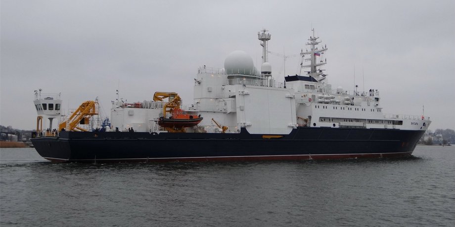 судно янтар, російський корабель