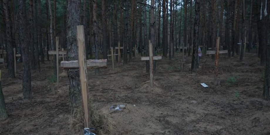 Место массового захоронения в Изюме