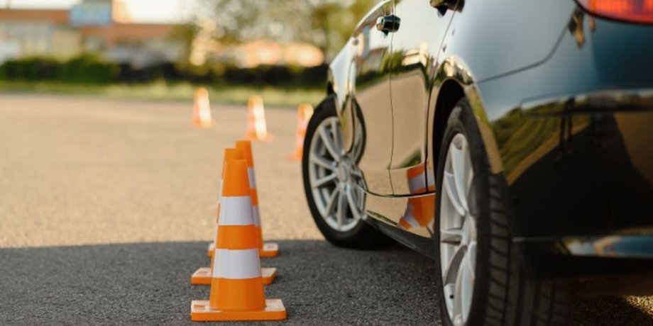 В Украине выявили недобросовестные автошколы