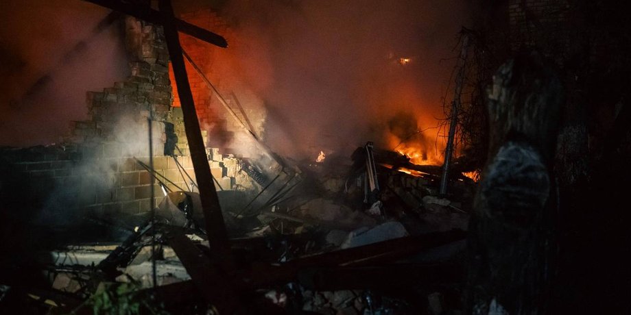 Удары по Украине 30 сентября: в Киеве растет число погибших, в области пожары и разрушения