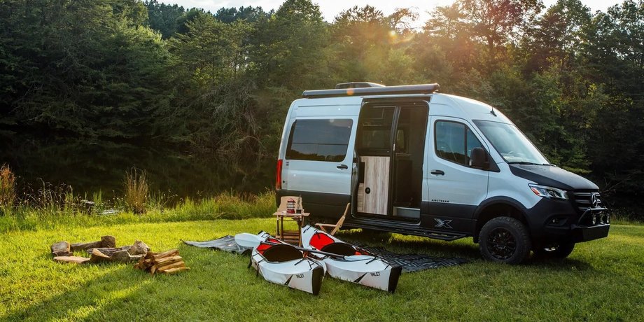 Mercedes Sprinter, автобудинок Mercedes, будинок на колесах, Interstate 19X