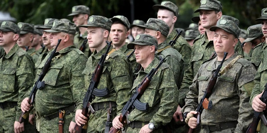 Мобилизованные россияне, мобилизация, мобилизованные избили контрактников, драка в Алабино, контрактники сбежали