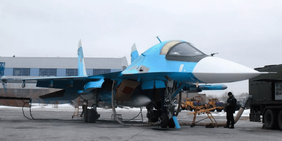 Истребитель-бомбардировщик Су-34