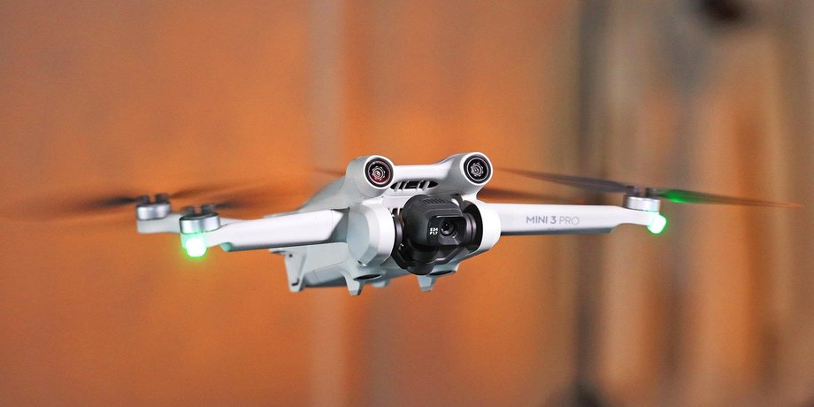 Дрон DJI, дрон Mavic 3 Pro, БПЛА, квадрокоптер, беспилотник
