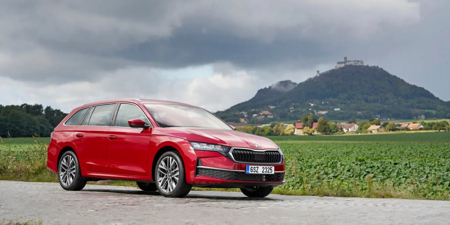 Skoda Octavia теперь есть и гибридная