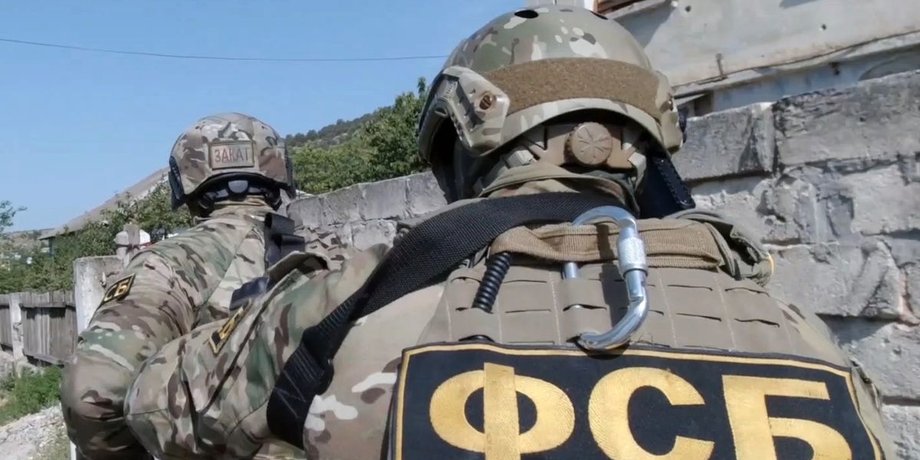 ФСБ задержала в России украинских агентов СБУ и ГУР