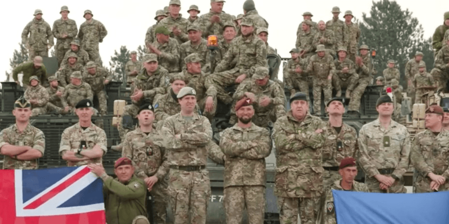 военные