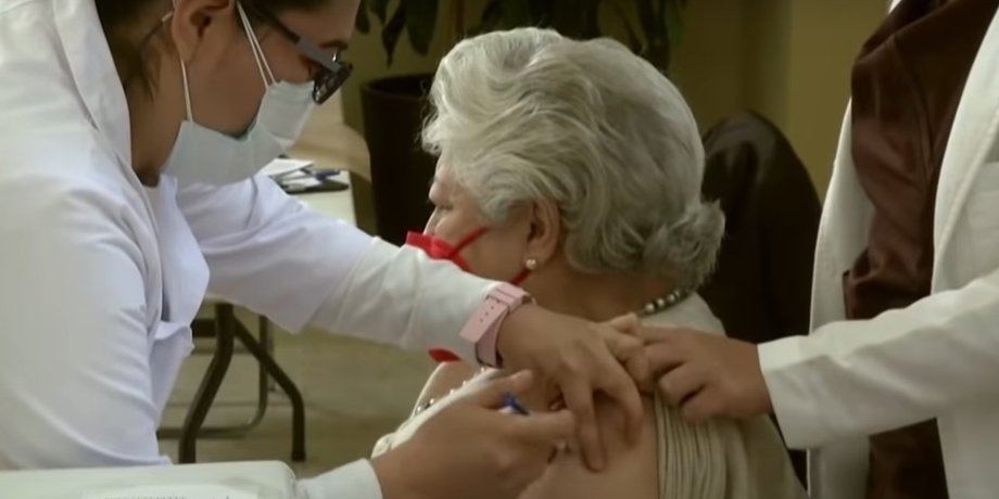 Вакцинация, пожилые люди
