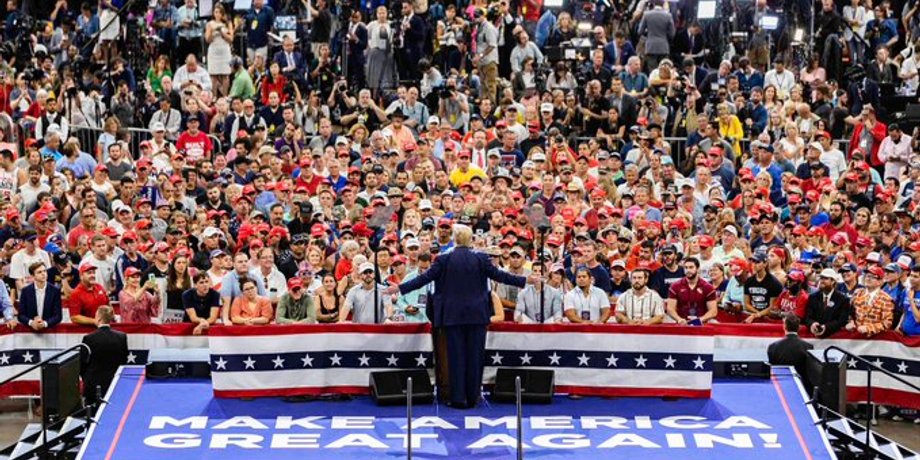 Фото: twitter.com/realDonaldTrump