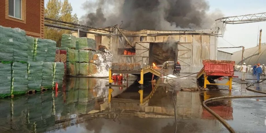 пожежа, Росія, Башкирія, завод із хімікатами
