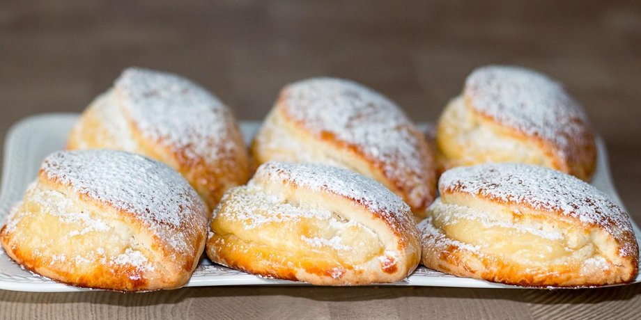 Сочники з сиром, сочники, рецепт сочників, рецепт випічки, простий рецепт, випічка з сиром