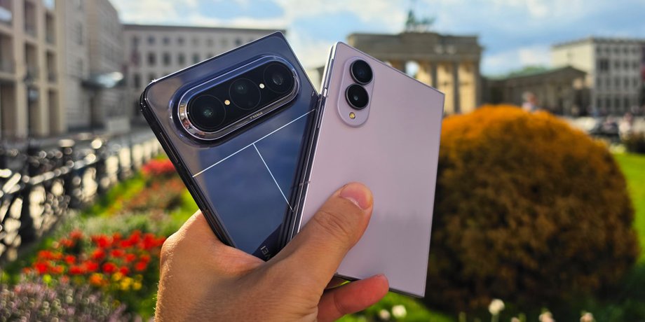 Samsung Galaxy Z Fold 8 и Huawei Pura X