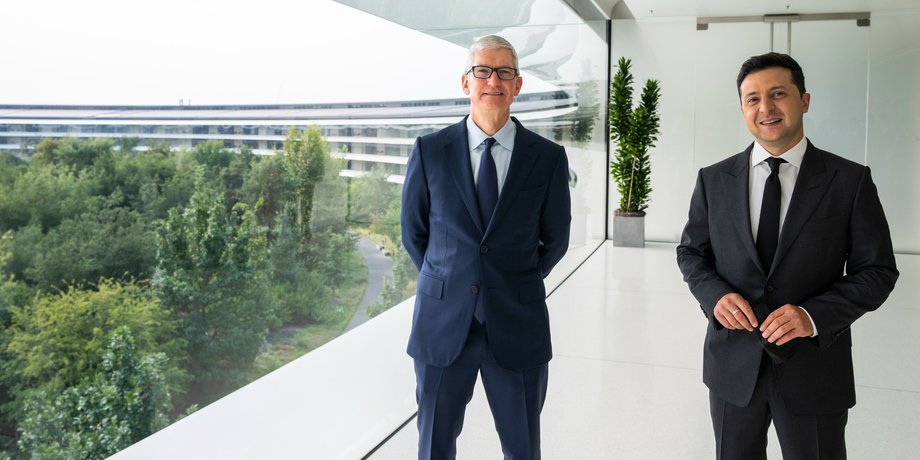 Зеленский встретился в США с гендиректором Apple Тимом Куком