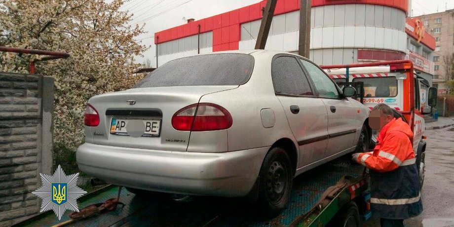 Daewoo Lanos на эвакуаторе, машина на эвакуаторе, машину угнали на эвакуаторе, угон машины эвакуатором