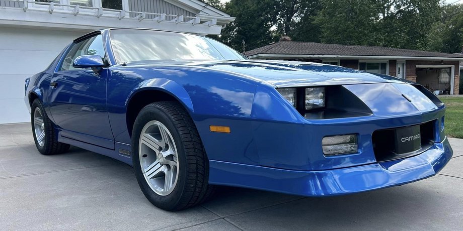 Chevrolet Camaro 1990, Chevrolet Camaro, Chevrolet Camaro IROC Z28