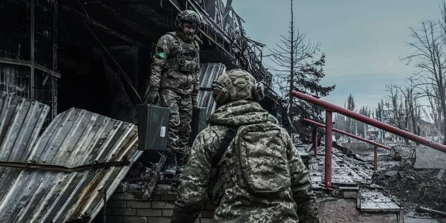 Бійці Сил оборони, ЗСУ Авдіївка, бої під Авдіївкою, втрата Авдіївки, Авдіївка Сирський, експерти про Авдіївку