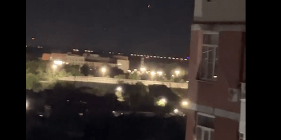 наслідки атаки бпла Дрони атакують Ростовську область: повідомляють про вибухи та роботу ППО (відео)