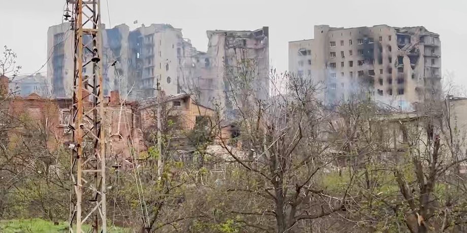 обстановка в бахмуте, дома в бахмуте, ситуация в бахмуте