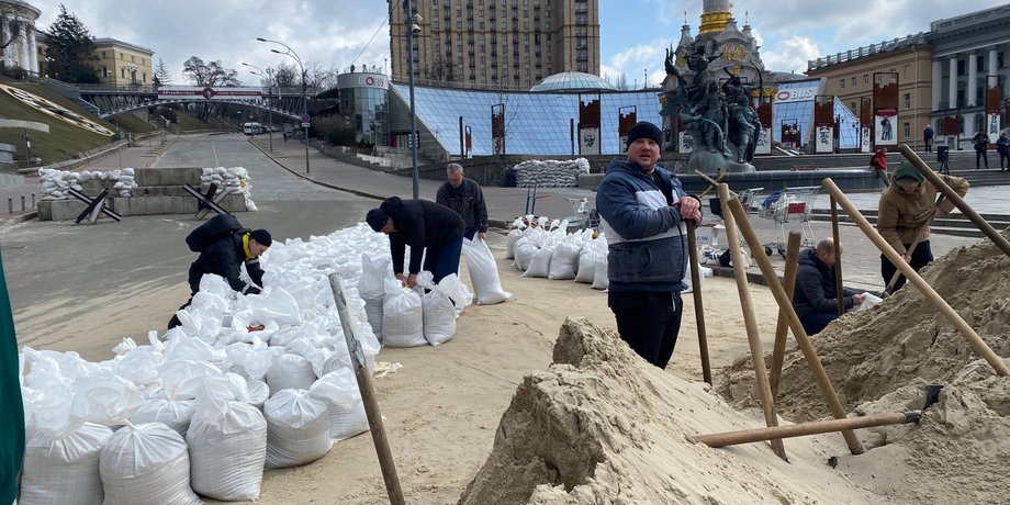 Разбор блокпостов в Киеве
