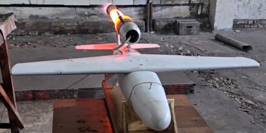 Дрон Мить-2 з реактивним двигуном Грім-17