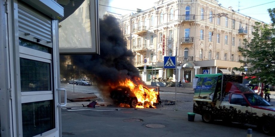 На месте гибели Павла Шеремета / Фото: vk.com/plitku_v_fastovi