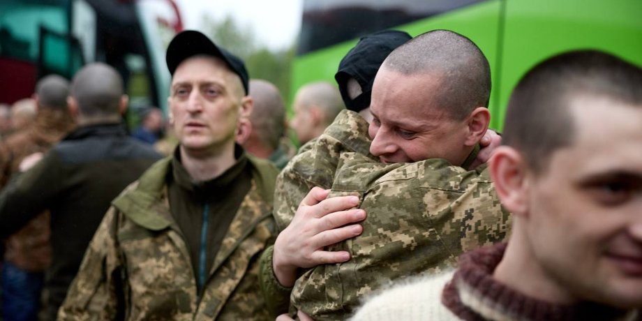 Повернення бійців з полону РФ