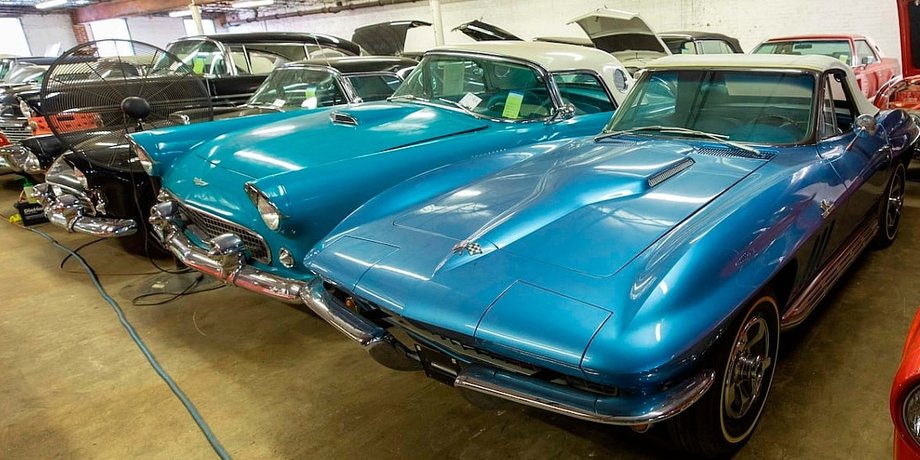 Коллекция ретро-авто, ретро-автомобили, Ford Thunderbird, капсулы времени, Chevrolet Bel Air, Chevrolet Corvette