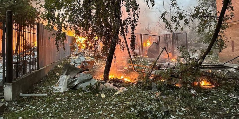 Киев, пожар война, ракетная атака, фото