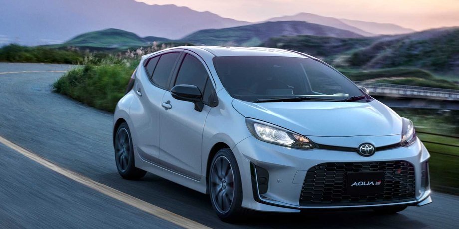 Toyota Aqua GR Sport, Toyota Aqua, нова Toyota Aqua, Toyota Prius C, Toyota Prius