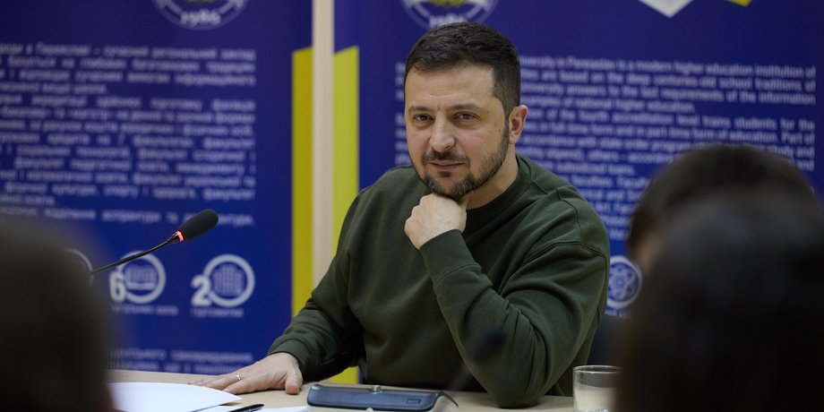 Володимир Зеленський, премії військовим, виплати військовим, петиція, електронна петиція, звернення, президент, військові, премії