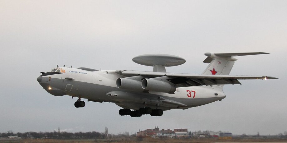 Самолет радиолокационной разведки А-50У