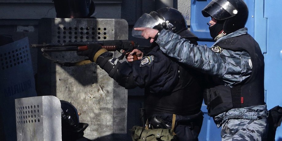 "Беркут" подавляет протесты в центре Киева / Фото: Maidanvideos.org