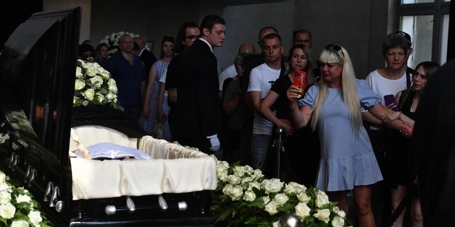 Похорон юрія шатунова, юрій шатунів похорон, юрій шатунів, прощання, юра шатунів помер