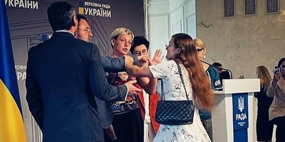Ирма Крат, Ирма Крат драка, Никита Потураев