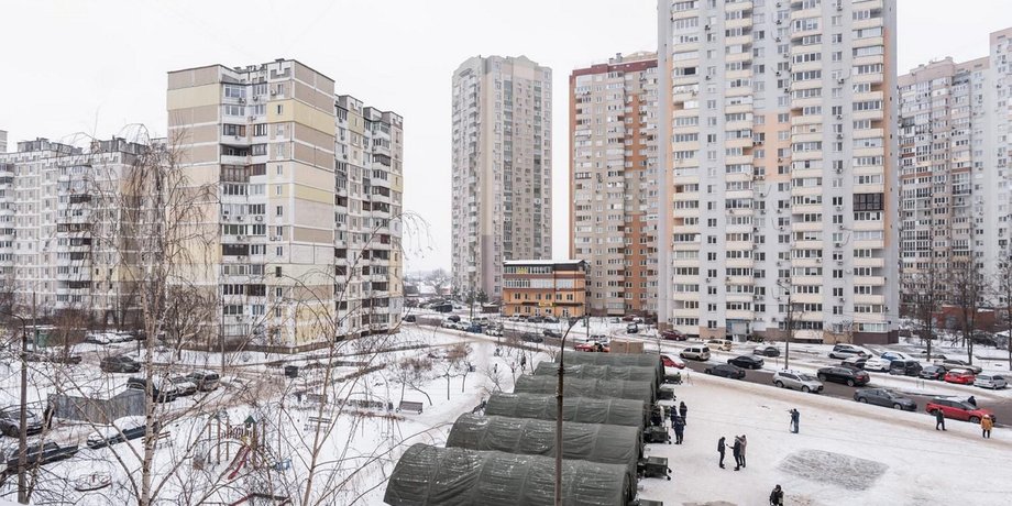 пункт незламності у дворі